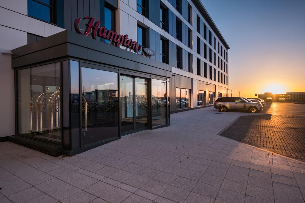 Logo of Hampton by Hilton Aberdeen Airport