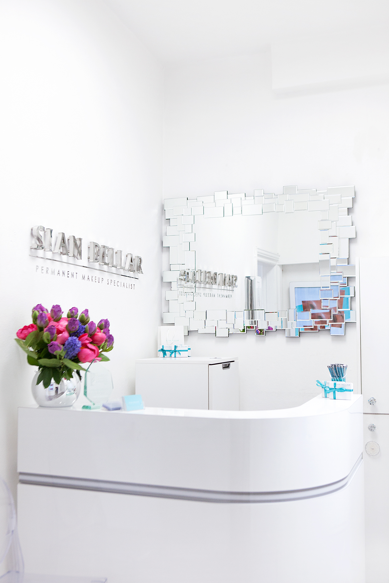 Logo of Sian Dellar Academy