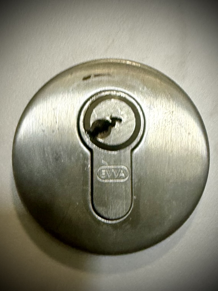 Logo of ACQ Locksmiths Ltd