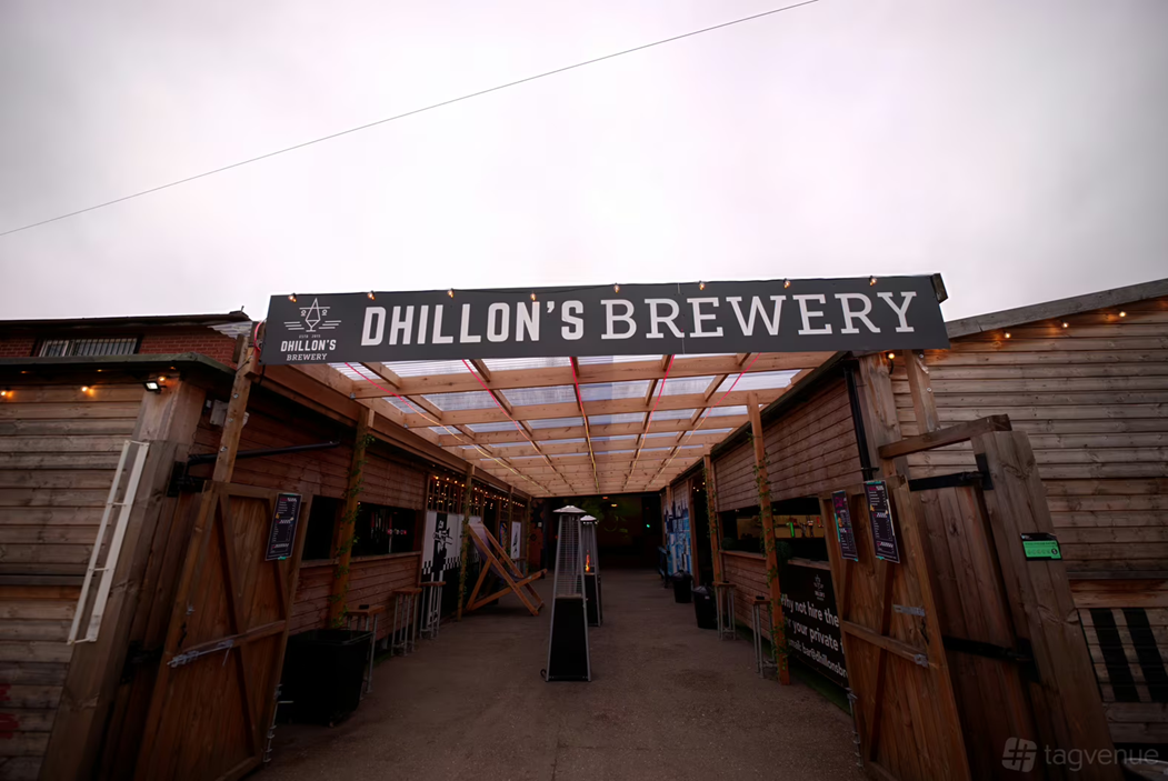 Logo of Dhillon\'s Brewery Brewers In Coventry Logo of Dhillon\'s Brewery Brewers In Coventry