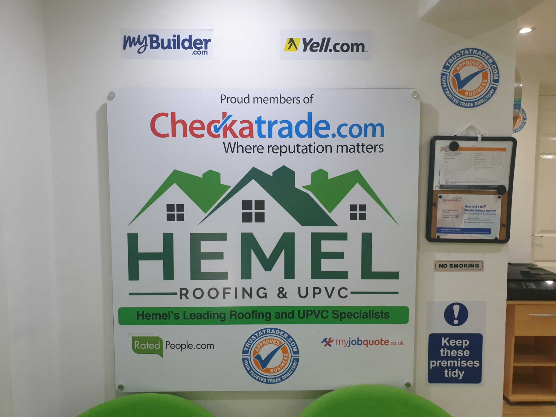Logo of Hemel roofing and upvc ltd